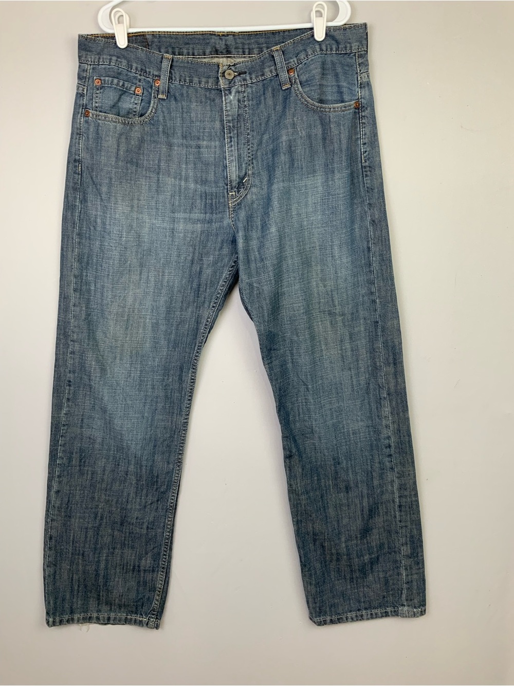 Levi's 569 Sz 36x32 Loose Straight Relaxed Lightweight Denim Blue Jeans